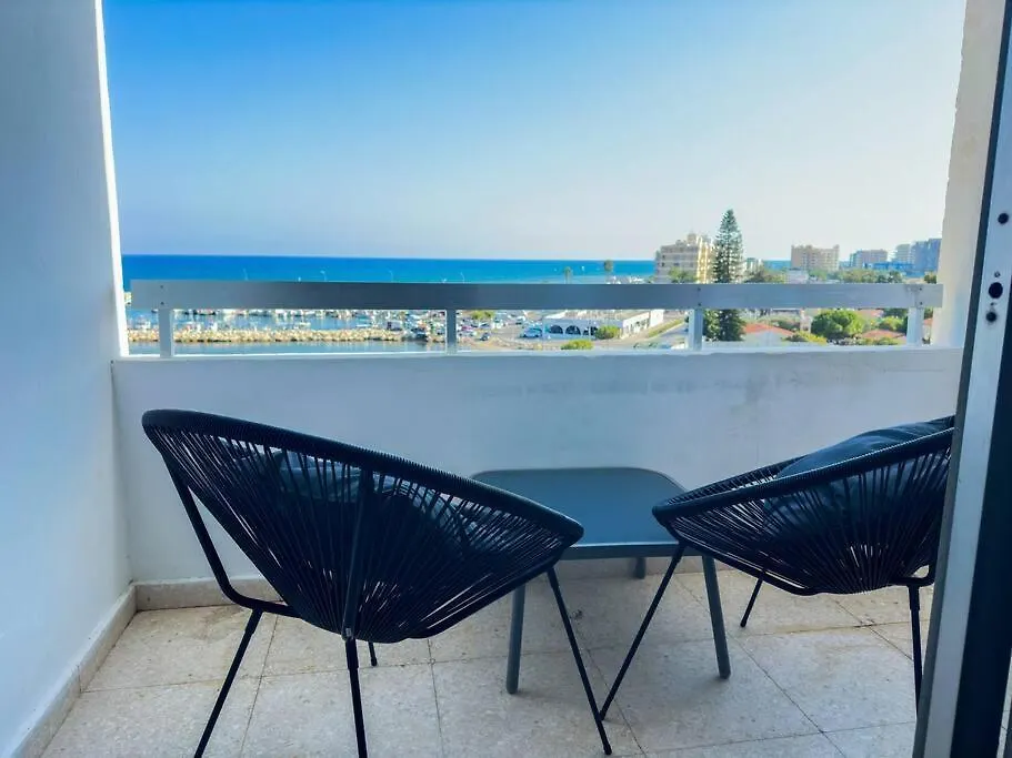 Sea View 1Br With Pool Access Apartment Larnaca