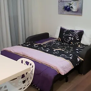  Apartment By The Way
